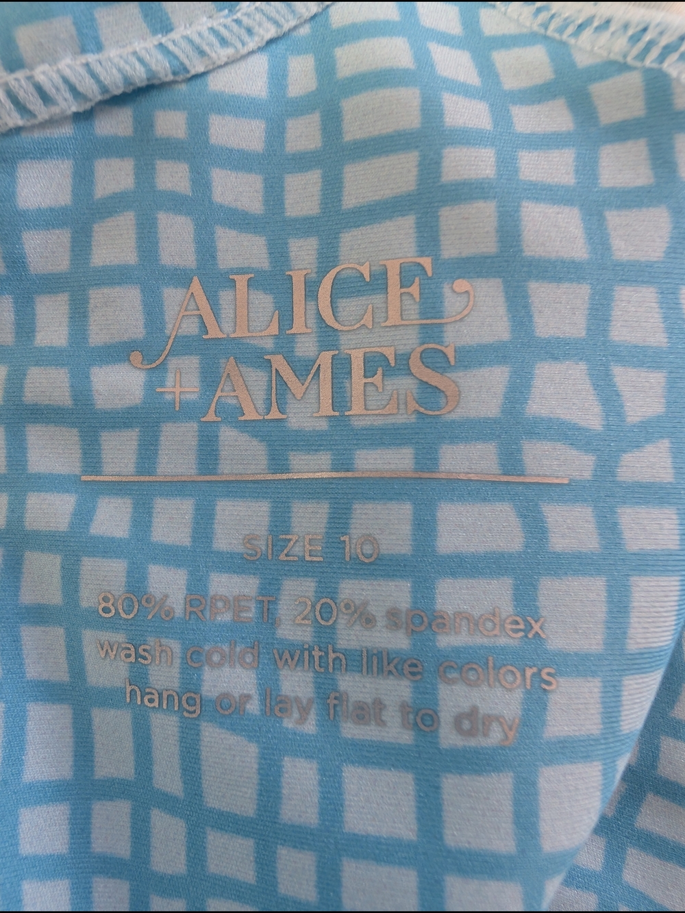 Alice + Ames Rashguard - Picture 3 of 3